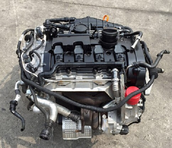 蒸汽熱源機清洗汽車零配件!